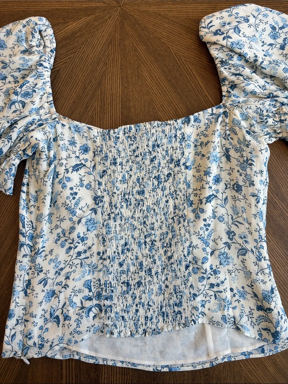 Reformation White and Blue Floral Puff-Sleeve Square-Neck Top